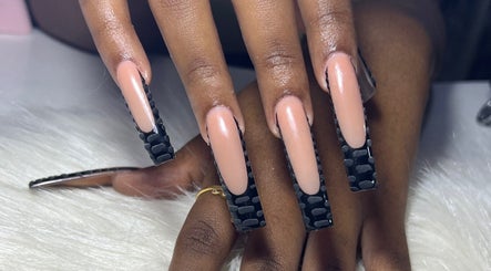 Nailz by Leza