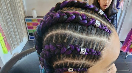 Diva Stylez - Braids & Hair Extensions _surfers paradise, bilde 3