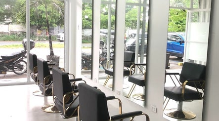 CJ Hair Lounge