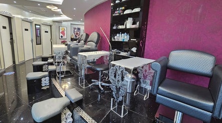 L'atelier Salon, bild 3