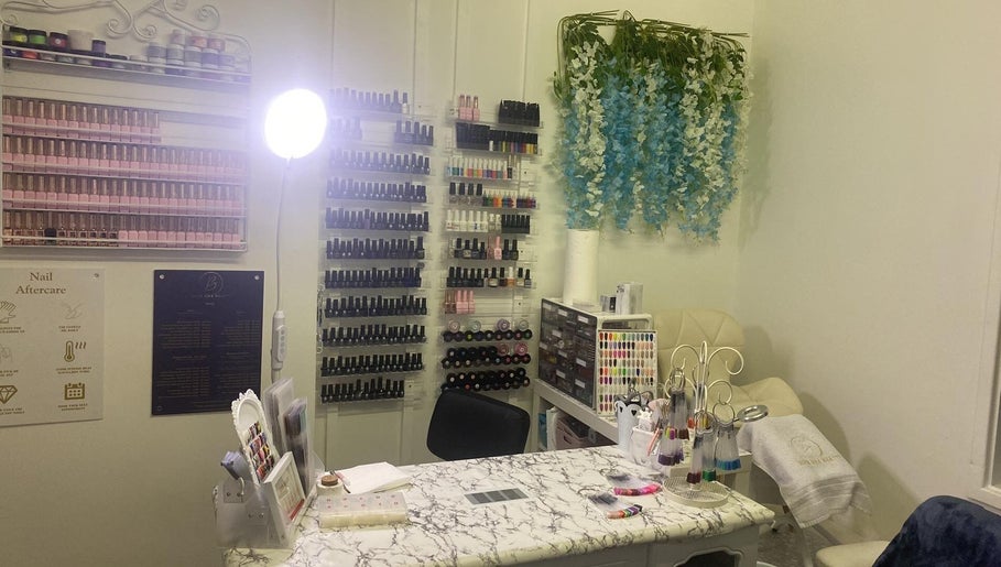 Blue Ora Beauty Salon Bookings Only image 1