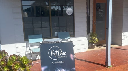 Exterior of Kut Loose Hairdesign Robe in Robe, South Australia, AU showcasing a welcoming entrance.