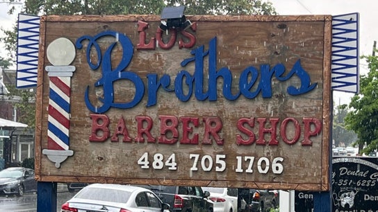 Los Brothers Barbershop