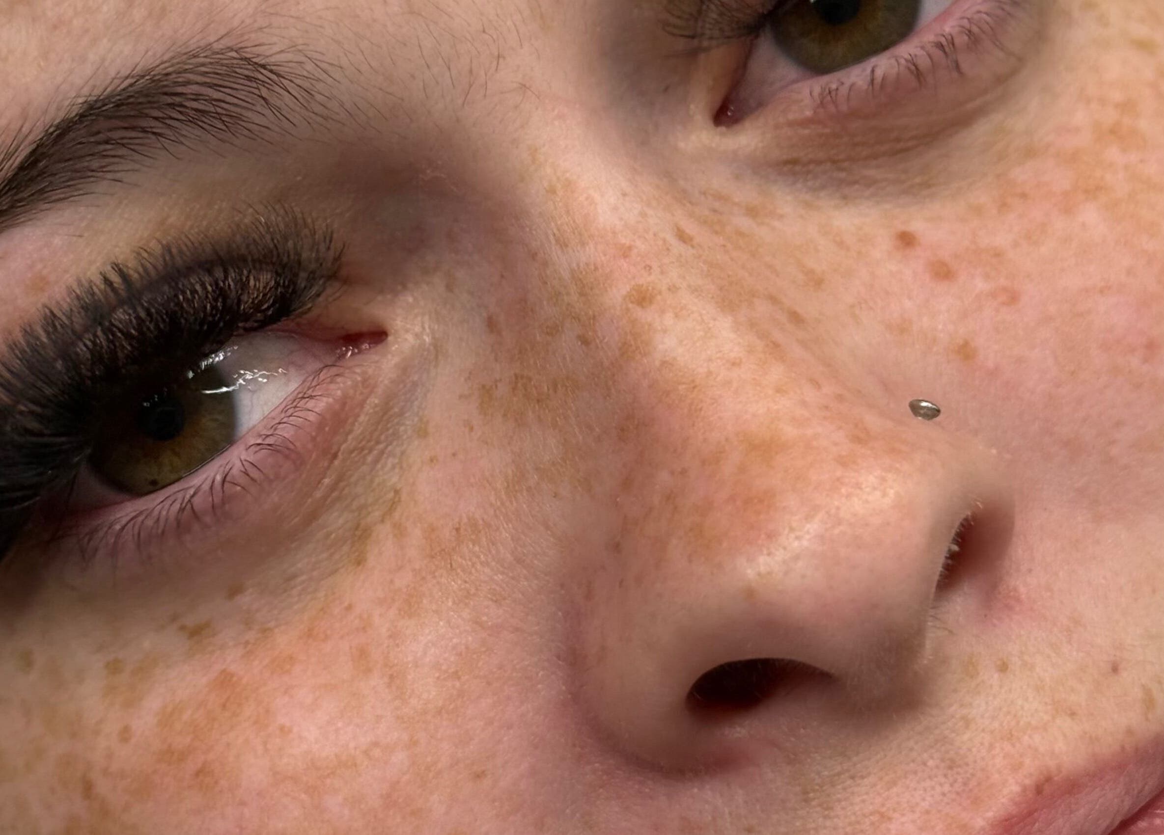 Close-up of elegant lash extensions by Beauty By Bonni in Melbourne, Victoria, AU.