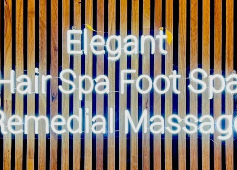 Elegant Thai Massage, Hair Spa and Foot Spa neon sign at Melbourne, Victoria, AU.