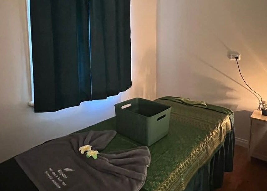 Relaxing massage room at Elegant Thai Massage, Hair Spa and Foot Spa, Melbourne, Victoria, AU.