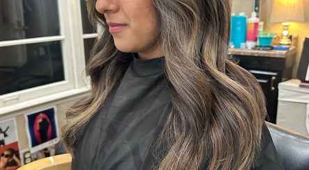 Elizabeth Marie Hair