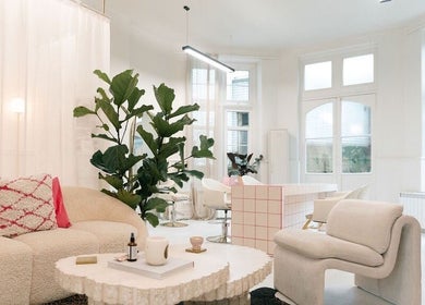Relaxing lounge and salon chairs at STYLD, South Parade, Bath, England, GB. Modern elegance in wellness.