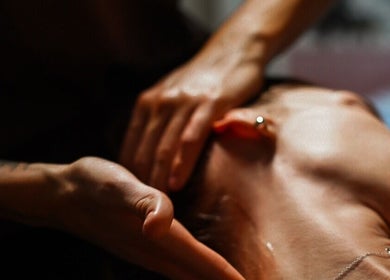 Therapist at Phelan Well in Southampton, England, GB giving a soothing neck massage.