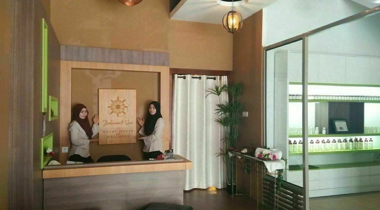Reception area of Bakawali Spa® - Taman Universiti, Skudai, Johor, MY, featuring elegant decor.