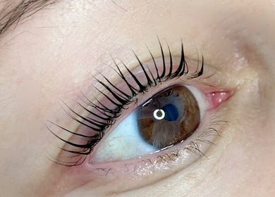 Close-up of glamorous eyelashes at Eyelash Home in Coomera, Queensland, AU, showcasing beauty enhancements.