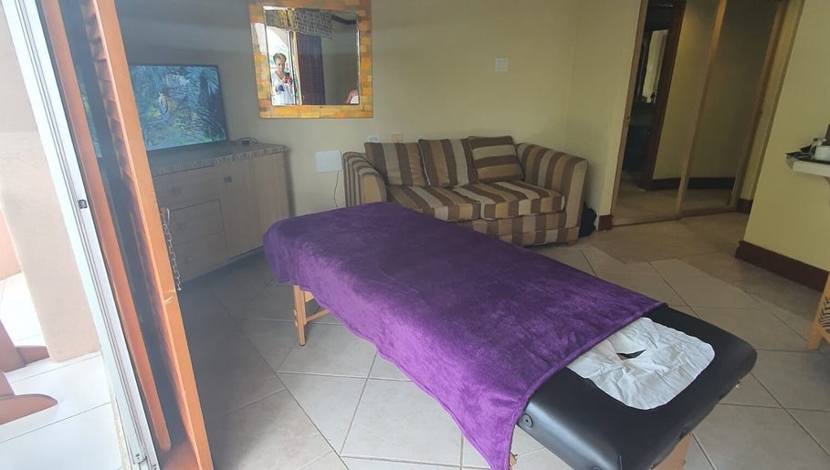 AB's Heavenly Touch Spa image 1