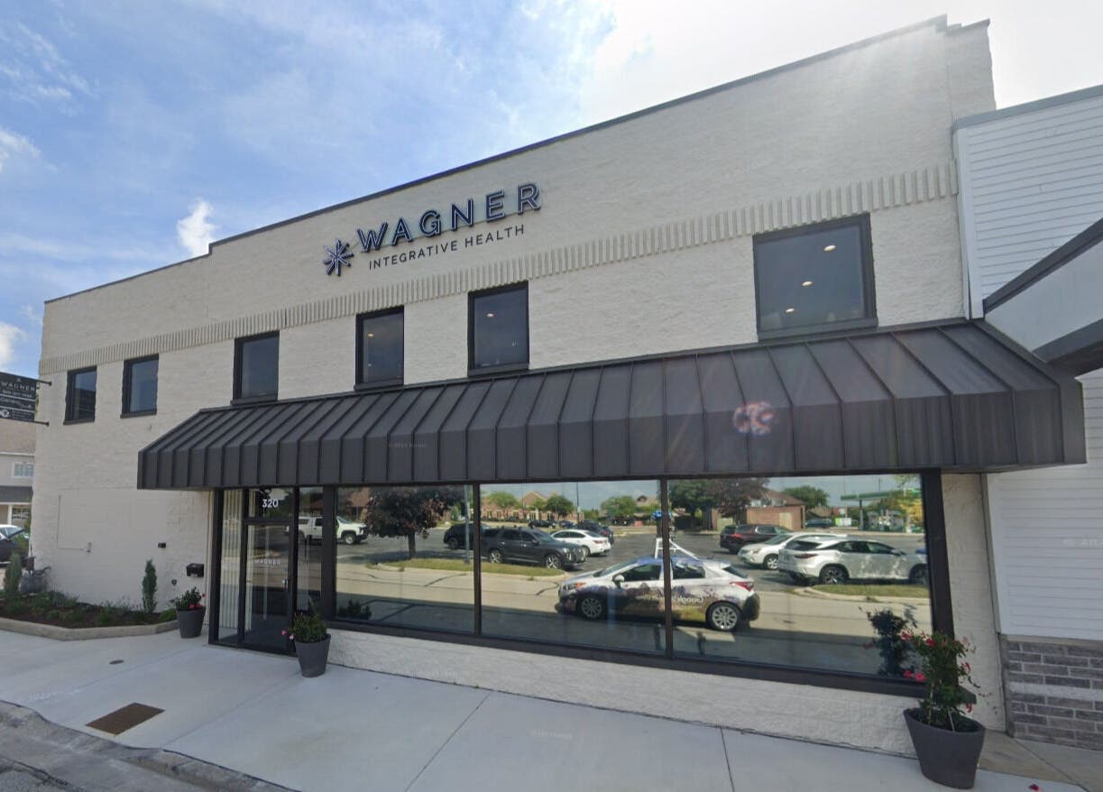 Front view of Wagner Aesthetic Studio in De Pere, Wisconsin, US showcasing modern design.