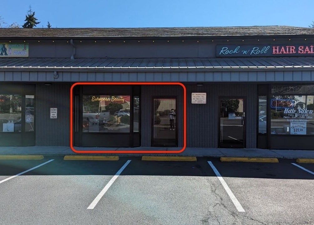 Front of European Beauty salon in Everett, Washington, US, showcasing its inviting entrance.