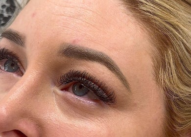 Close-up of perfectly styled eyelashes at Jordy Lashed Me, Penwortham, England, GB.