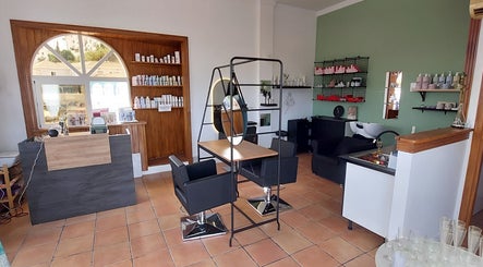 Genevieve & Co Hair Salon