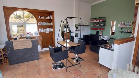 Genevieve & Co Hair Salon