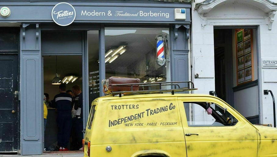 Trotters Barber Shop  imaginea 1