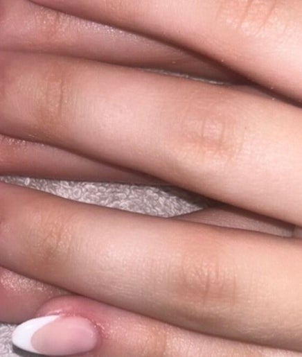 Re-treat Beauty Unisex Salon & Laser Clinic image 2