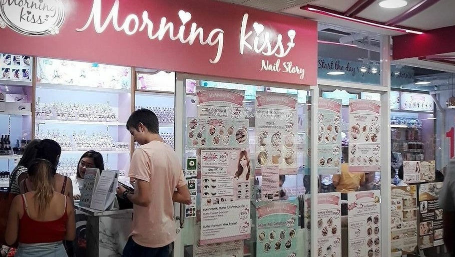 Immagine 1, Morning kiss Center Point Of Siam Square