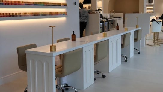 Grimsby Lux Nail Beauty Bar