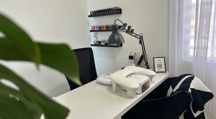 Aura Salon | Isabela PR billede 2