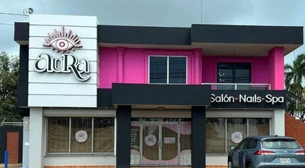 Fachada de Aura Salon | Isabela PR con diseño moderno en Isabela, Isabela, PR.