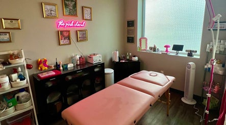 The Pink Cherub Wax Room