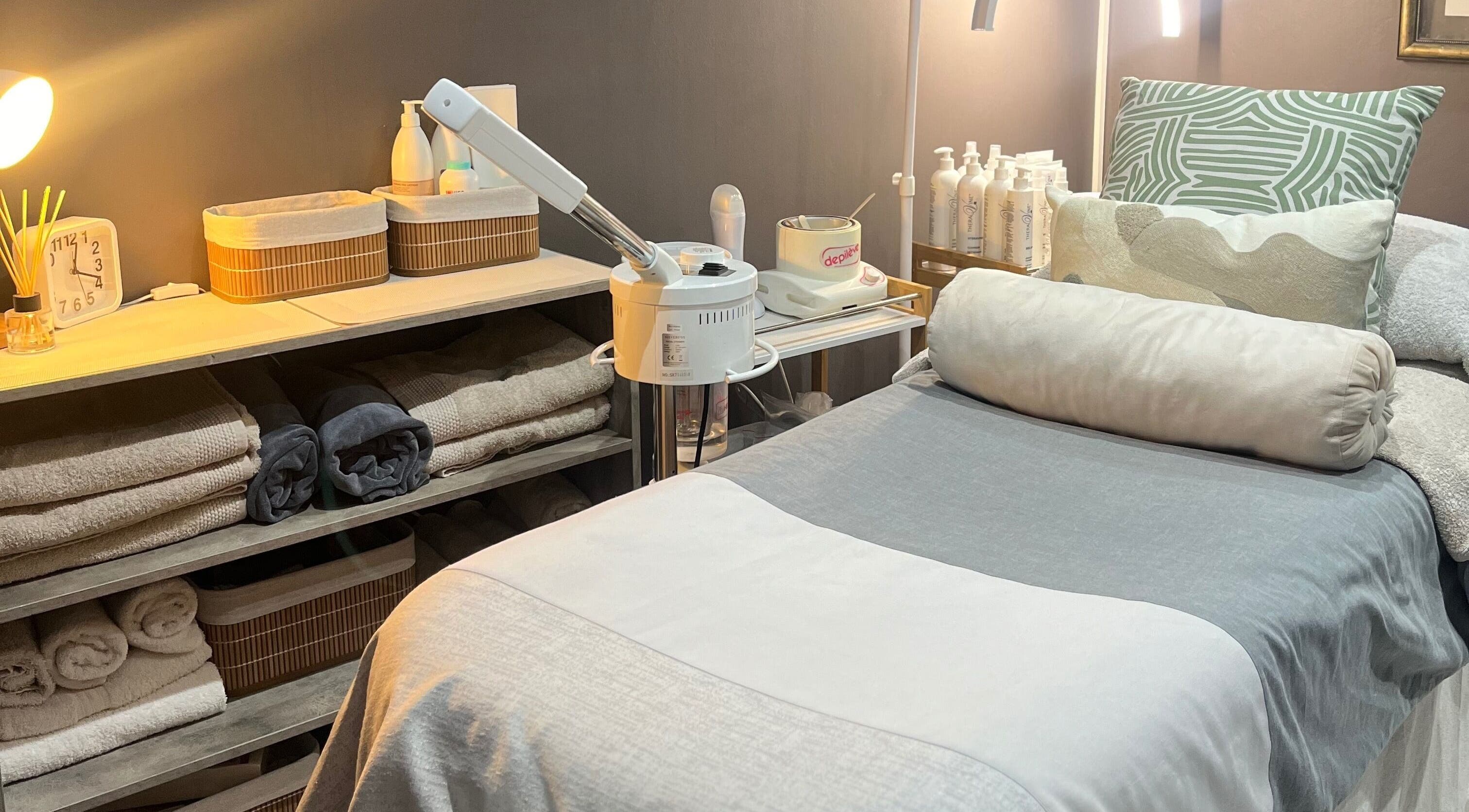 Serene treatment room at Clae Skin in Potchefstroom, North West, ZA, showcasing a cozy and inviting ambiance.