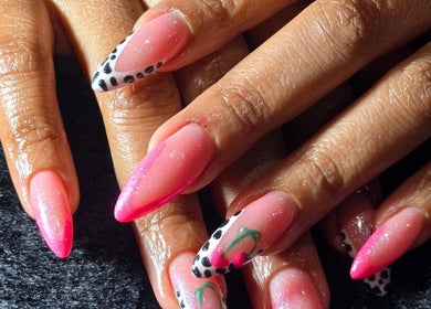 Stylish nail art at Fenn Estetika Permanent Makeup & Aesthetics, Pretoria, Gauteng, ZA. Pink nails with polka dots.