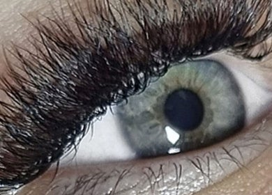 Close-up of an eye with lush eyelashes at Fenn Estetika Permanent Makeup & Aesthetics, Pretoria, Gauteng, ZA.