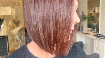 Close-up of sleek bob hairstyle at Valori Hair, Melbourne, Victoria, AU, showcasing stylish precision cut.
