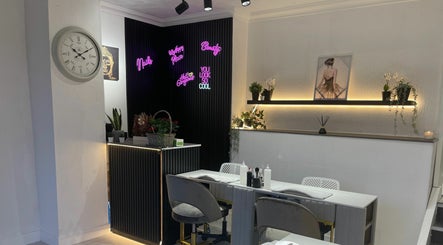 Radcliffe Nails and Spa image 2