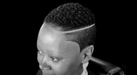 Young Barber Alrode image 2