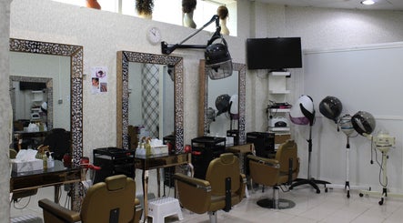 Urembo Ladies Salon