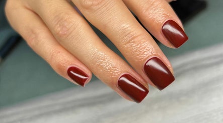 BiOlivia Nails image 3