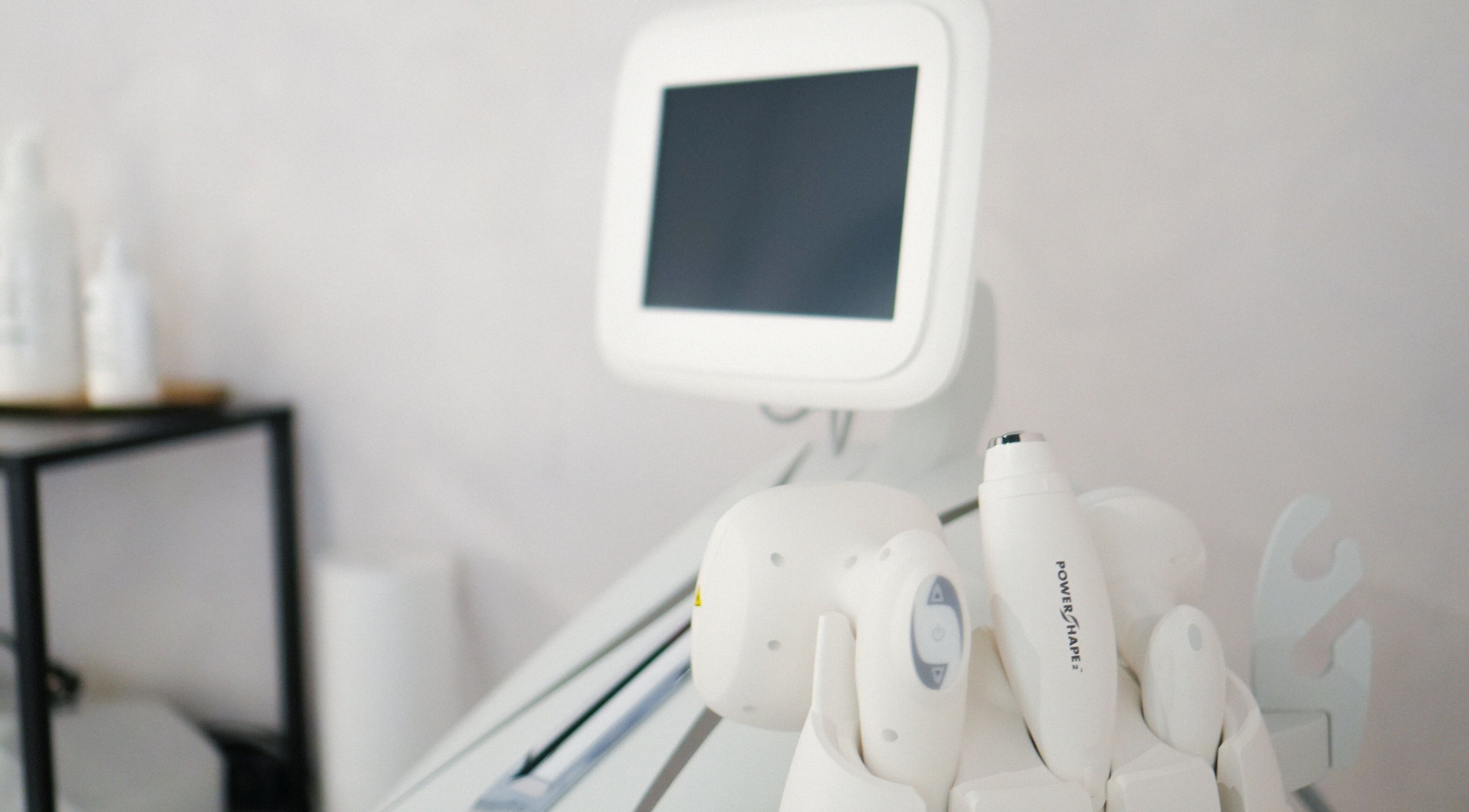 Lézeres eszközök az Inglow Aesthetics - Lézeres Szőrtelenítő és Esztétikai Szalonban, Budapest, Magyar, HU.