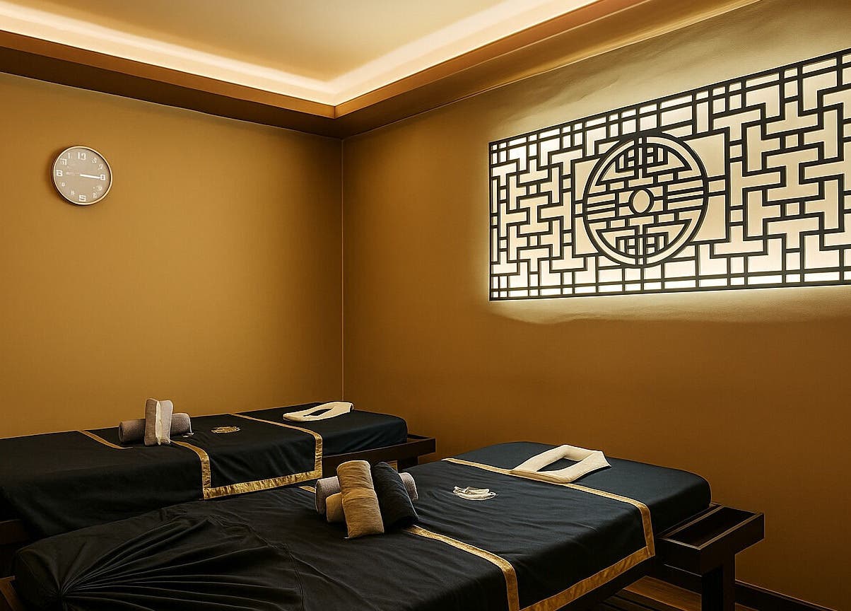 Elegant therapy room with two massage tables at Grand Majesty Day Spa in Batam, ID.