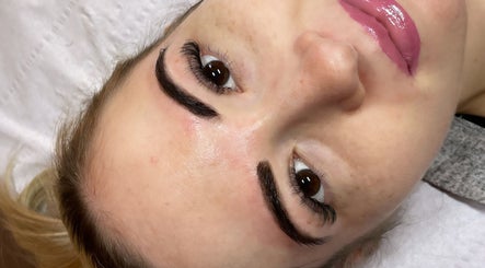 Dream Lashes and Beauty by Viki image 3