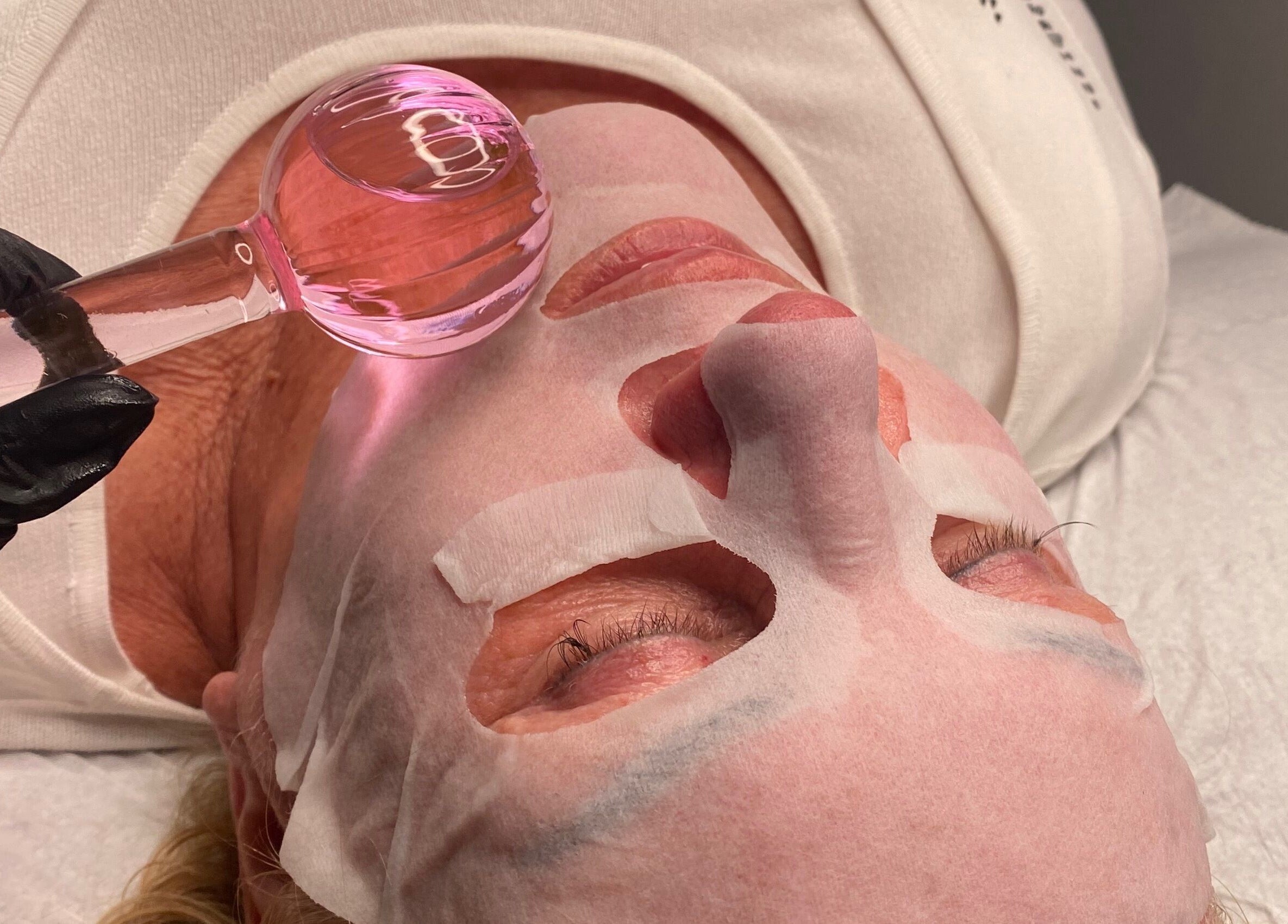 Facial treatment at Neeve Backhouse, Marske-by-the-sea, England, GB enhancing skin glow with specialized mask.