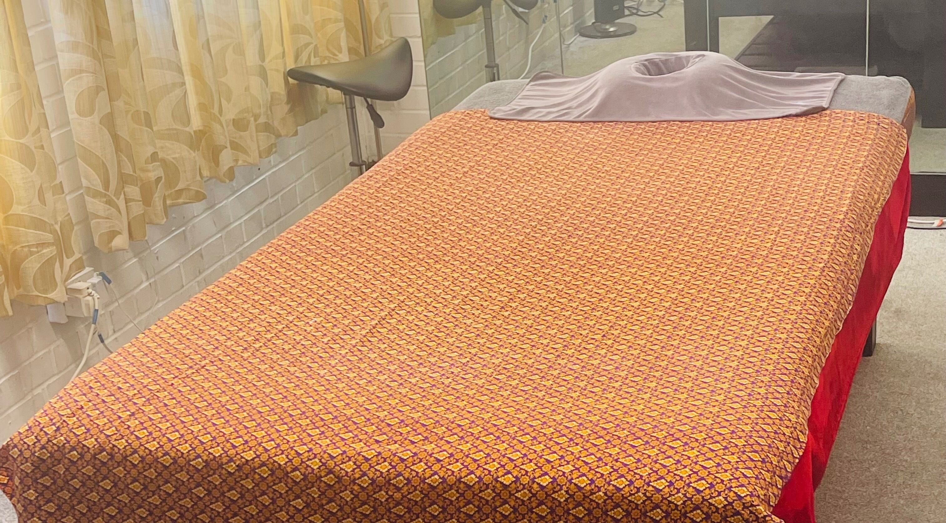 Relaxing massage setup at Salaya Massage Wellness, 50 Asharia House, Northwood Road, Thornton Heath, CR7 8HQ, GB.