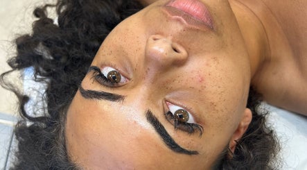 G’lamore Ink & Beauty image 2