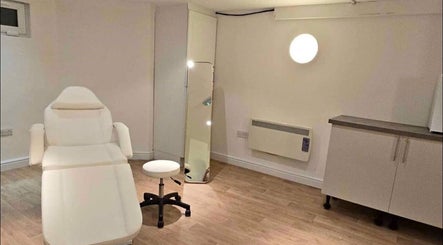 Alikia Jade Physiotherapy (DN1) image 3