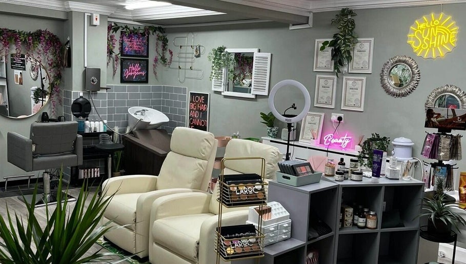 Imagen 1 de Tanning HQ Easingwold