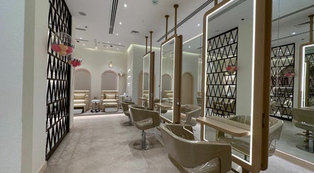 Niche Hair and Beauty Salon afbeelding 3