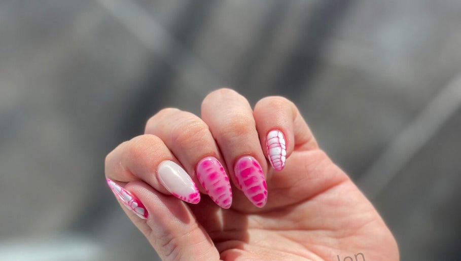 hình ảnh 1 của Arena Nails