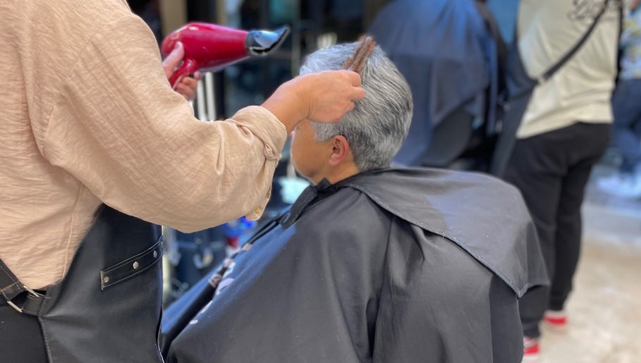 Barbados Barber Premium图像1