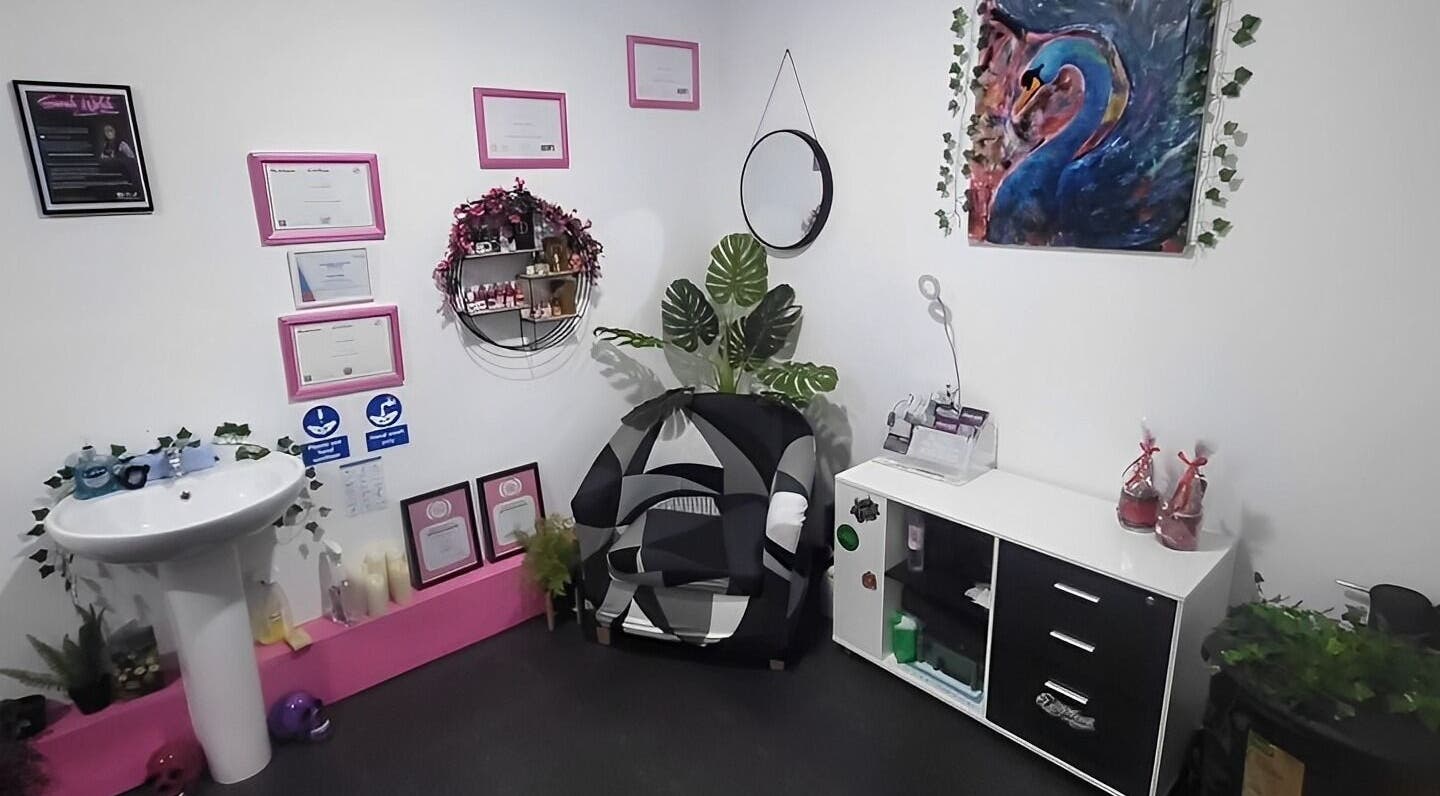 Cozy decor at Sarah Welsh - Tattoo & Permanent Makeup in Dunfermline, Scotland, GB.