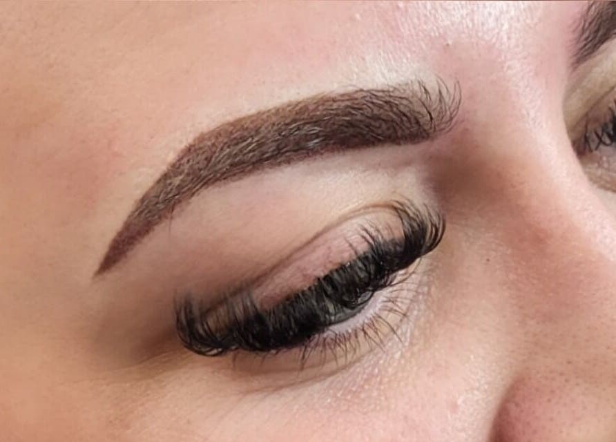 Perfectly shaped eyebrows at Sarah Welsh - Tattoo & Permanent Makeup, Dunfermline, Scotland, GB.