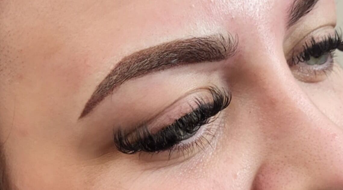 Perfectly shaped eyebrows at Sarah Welsh - Tattoo & Permanent Makeup, Dunfermline, Scotland, GB.